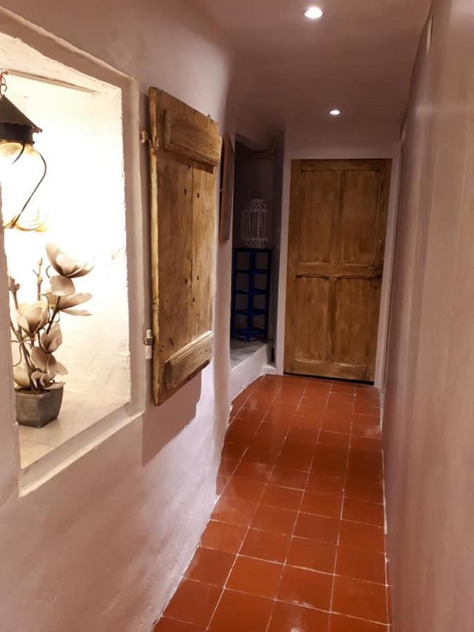 Gite De Provence - Bayons Otel Dış mekan fotoğraf